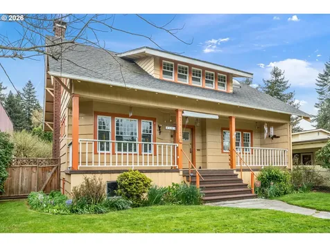 7462 N Dwight Avenue Portland OR 97203