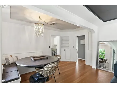 9122 SW 35th Avenue Portland OR 97219