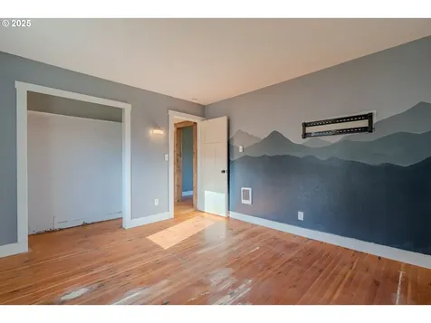 355 Slide Creek Road Longview WA 98632