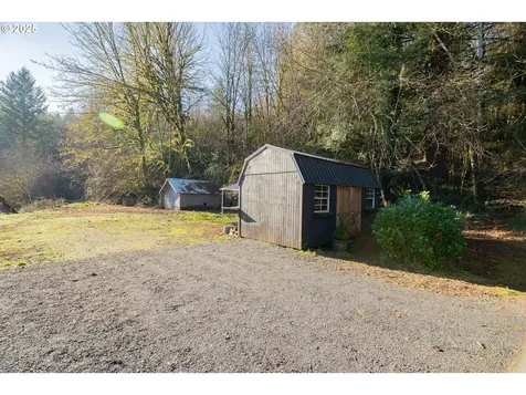 355 Slide Creek Road Longview WA 98632