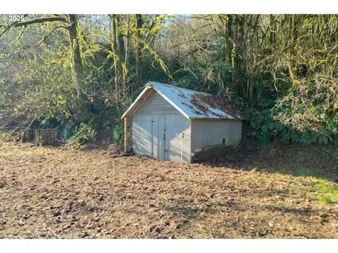 355 Slide Creek Road Longview WA 98632