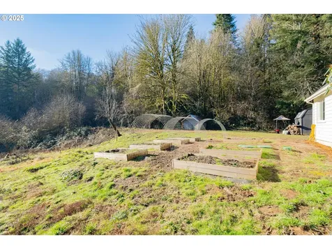 355 Slide Creek Road Longview WA 98632