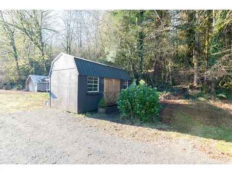 355 Slide Creek Road Longview WA 98632