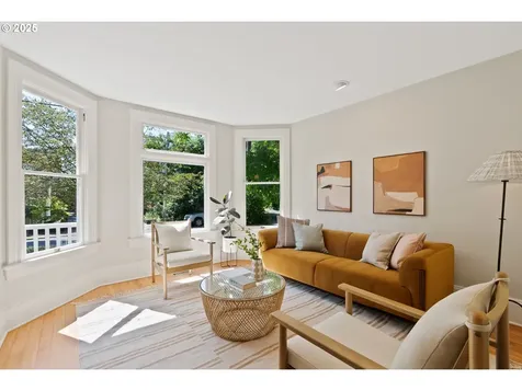 1912 NE 11th Avenue Portland OR 97212