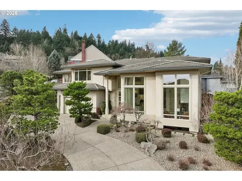 17623 Brookhurst Drive Lake Oswego OR 97034