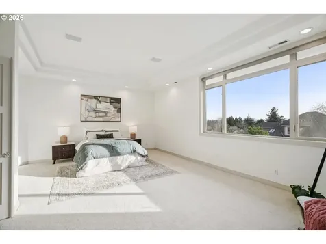 17623 Brookhurst Drive Lake Oswego OR 97034
