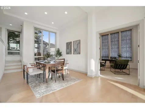 17623 Brookhurst Drive Lake Oswego OR 97034