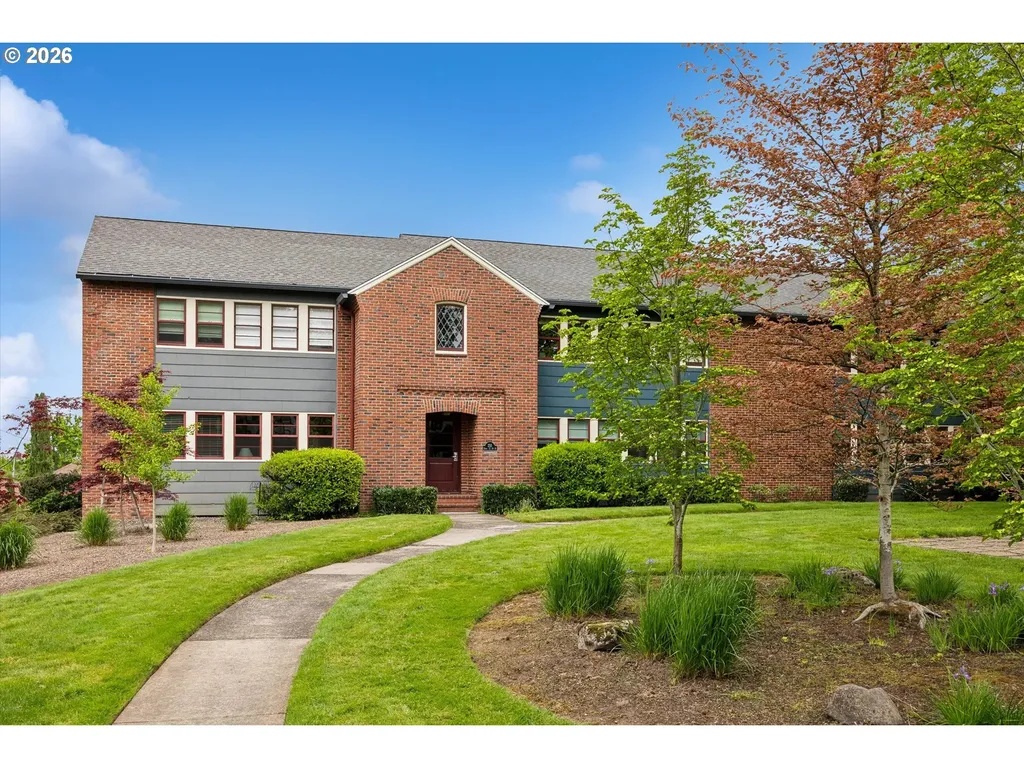 255 NE 61st Avenue Portland OR 97213