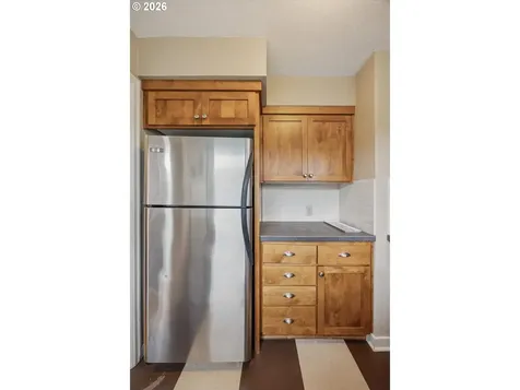 255 NE 61st Avenue Portland OR 97213