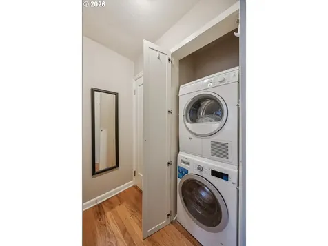 255 NE 61st Avenue Portland OR 97213