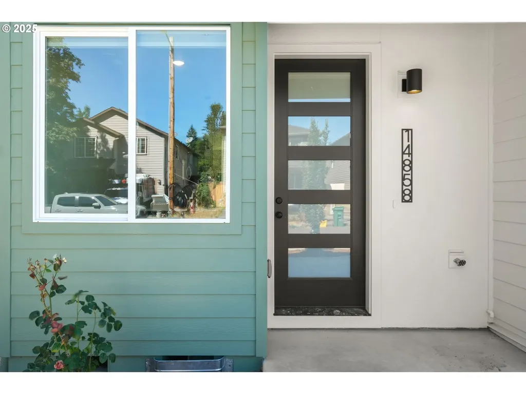 14858 NE Couch Street Portland OR 97230