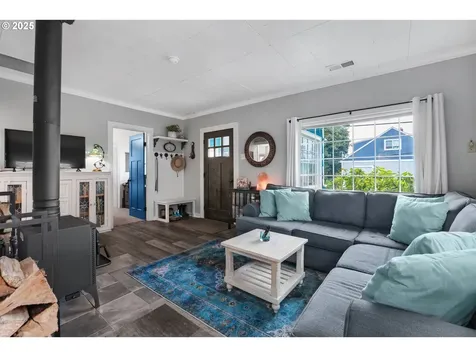 820 12th Avenue Seaside OR 97138