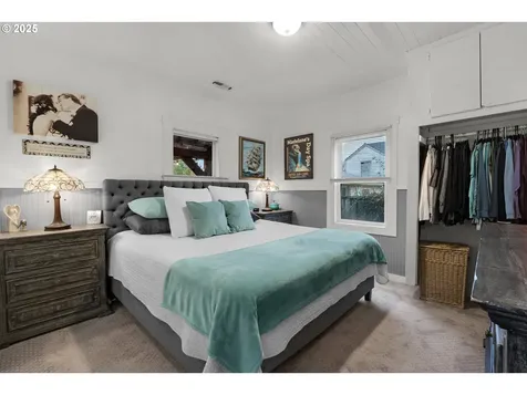 820 12th Avenue Seaside OR 97138