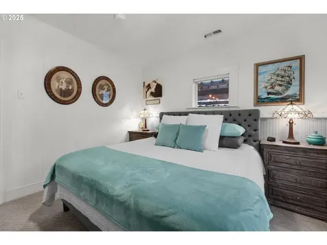 820 12th Avenue Seaside OR 97138