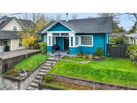820 12th Avenue Seaside OR 97138