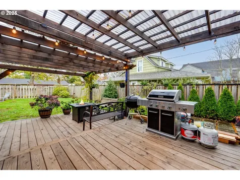 820 12th Avenue Seaside OR 97138