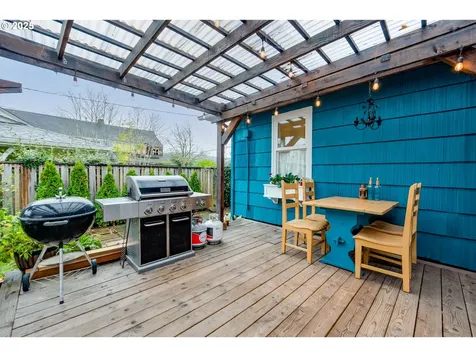 820 12th Avenue Seaside OR 97138