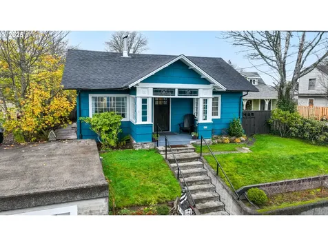 820 12th Avenue Seaside OR 97138