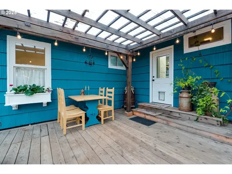 820 12th Avenue Seaside OR 97138
