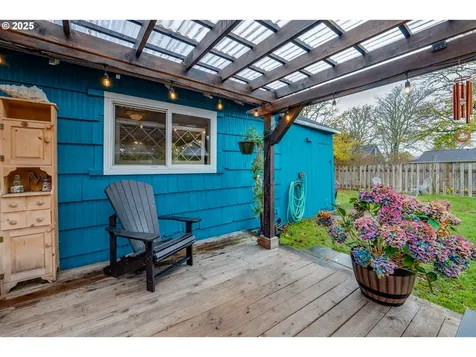 820 12th Avenue Seaside OR 97138