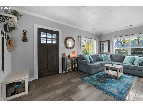820 12th Avenue Seaside OR 97138