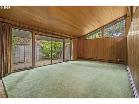 7175 SW 68th Avenue Portland OR 97223