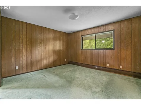 7175 SW 68th Avenue Portland OR 97223