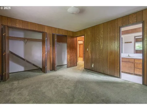 7175 SW 68th Avenue Portland OR 97223