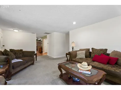18450 S Redland Road Oregon City OR 97045