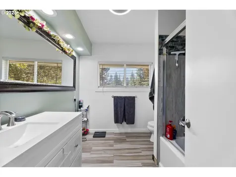 18450 S Redland Road Oregon City OR 97045