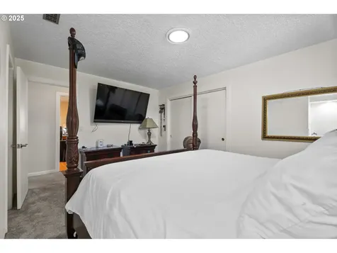 18450 S Redland Road Oregon City OR 97045