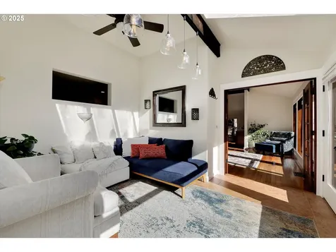 15451 SE Woodland Heights Road Amity OR 97101