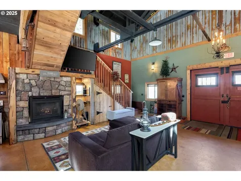 15451 SE Woodland Heights Road Amity OR 97101