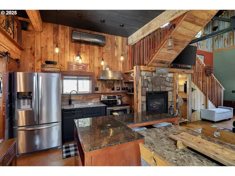15451 SE Woodland Heights Road Amity OR 97101