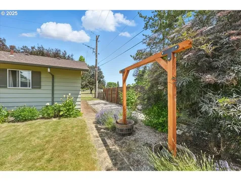 3002 17th Avenue Forest Grove OR 97116