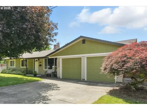 3002 17th Avenue Forest Grove OR 97116
