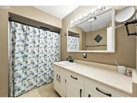 3002 17th Avenue Forest Grove OR 97116