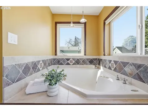 5415 NE 32nd Avenue Portland OR 97211