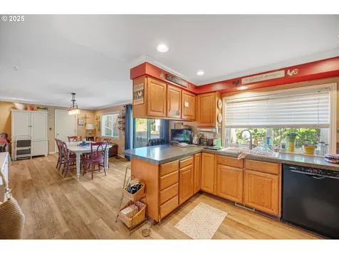 20685 SW Siletz Court Tualatin OR 97062