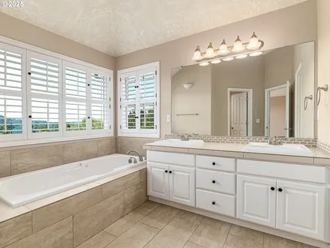 15966 SE Goosehollow Drive Damascus OR 97089