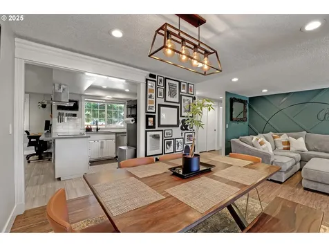 15249 NE Beech Court Portland OR 97230