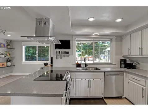 15249 NE Beech Court Portland OR 97230