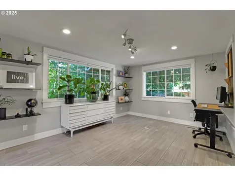 15249 NE Beech Court Portland OR 97230