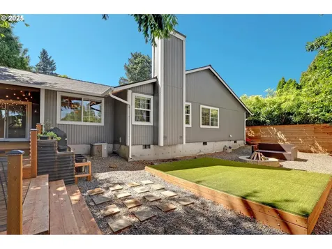 15249 NE Beech Court Portland OR 97230