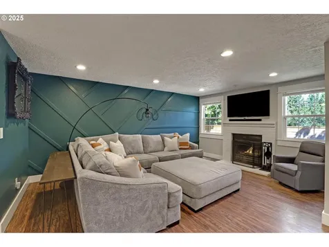 15249 NE Beech Court Portland OR 97230