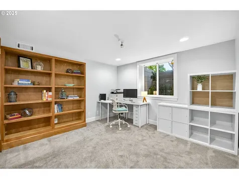 15530 SE Francis Street Portland OR 97236