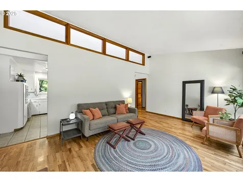 15530 SE Francis Street Portland OR 97236