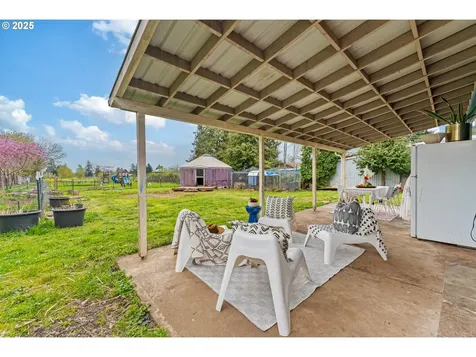 1022 SE 151st Avenue Portland OR 97233