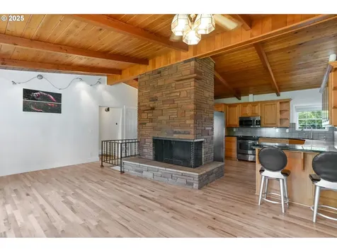 6360 Corvallis Road Independence OR 97351