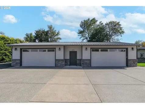 6360 Corvallis Road Independence OR 97351